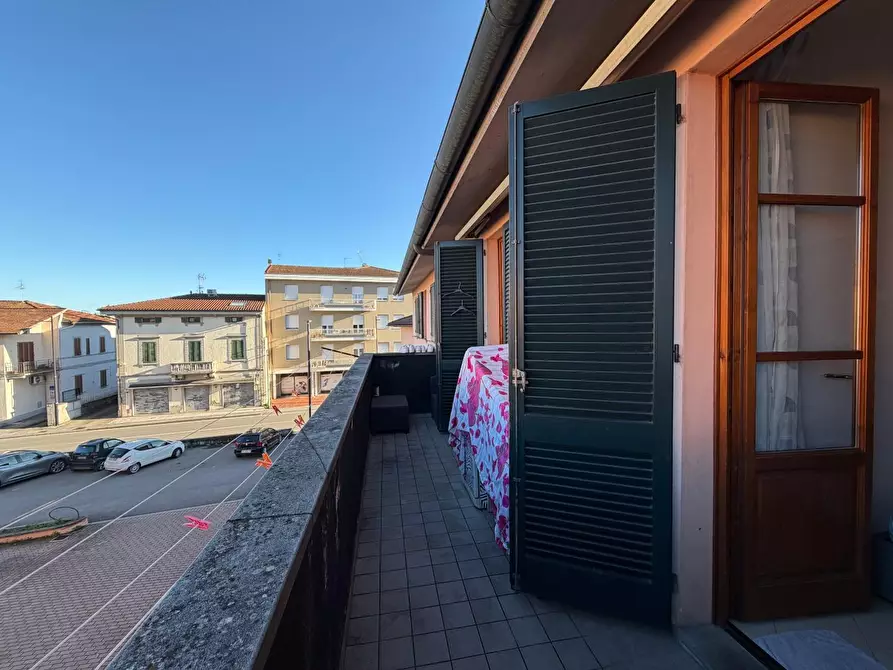 Immagine 37 di Appartamento in vendita  a Santa Croce Sull'arno