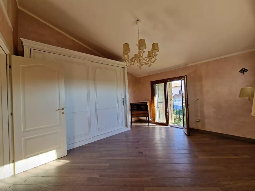 Immagine 38 di Villa in vendita  a Crespina Lorenzana