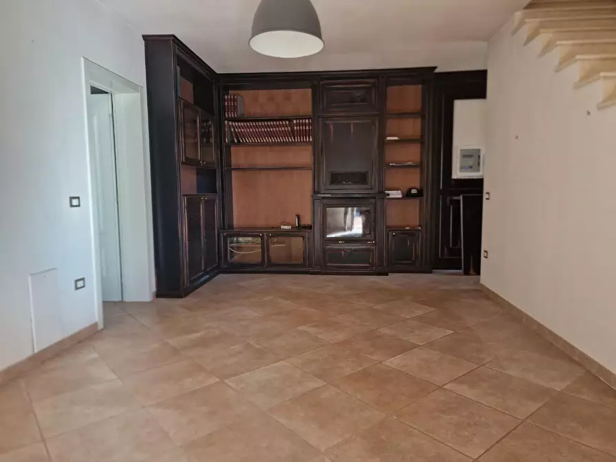 Immagine 8 di Villa in vendita  a Crespina Lorenzana