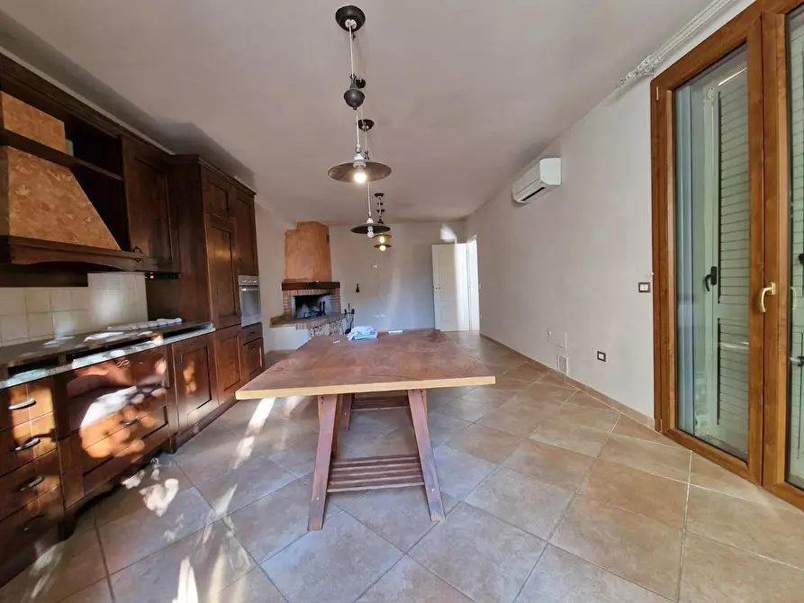 Immagine 17 di Villa in vendita  a Crespina Lorenzana