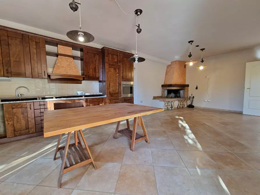 Immagine 22 di Villa in vendita  a Crespina Lorenzana