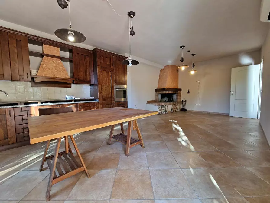 Immagine 24 di Villa in vendita  a Crespina Lorenzana