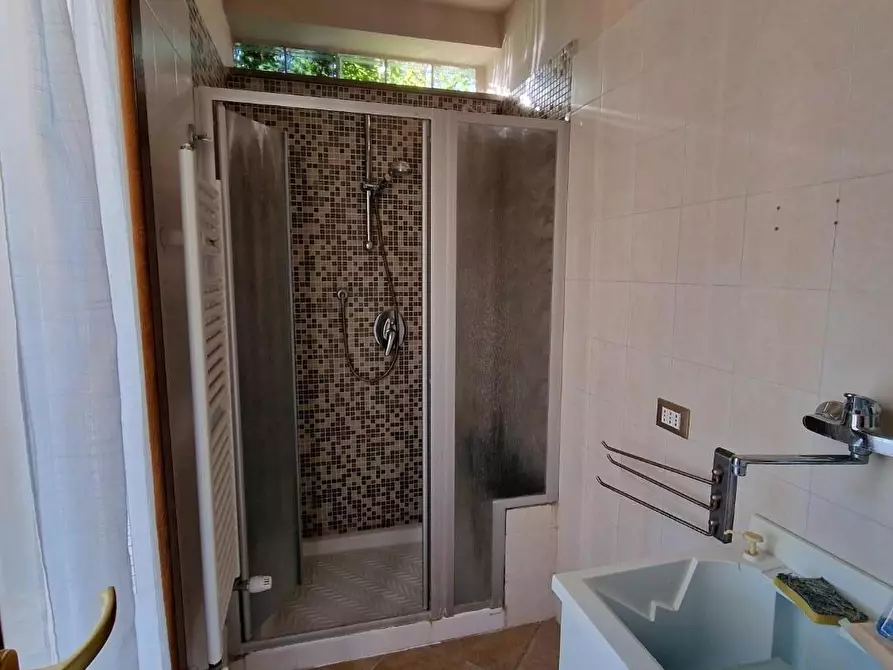 Immagine 44 di Villa in vendita  a Crespina Lorenzana