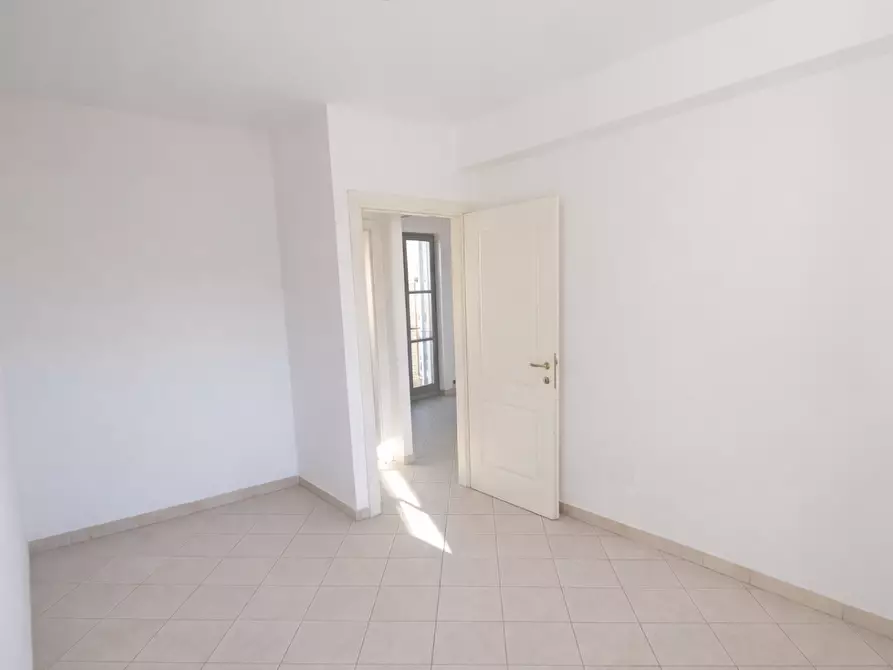 Immagine 8 di Appartamento in vendita  a Cascina