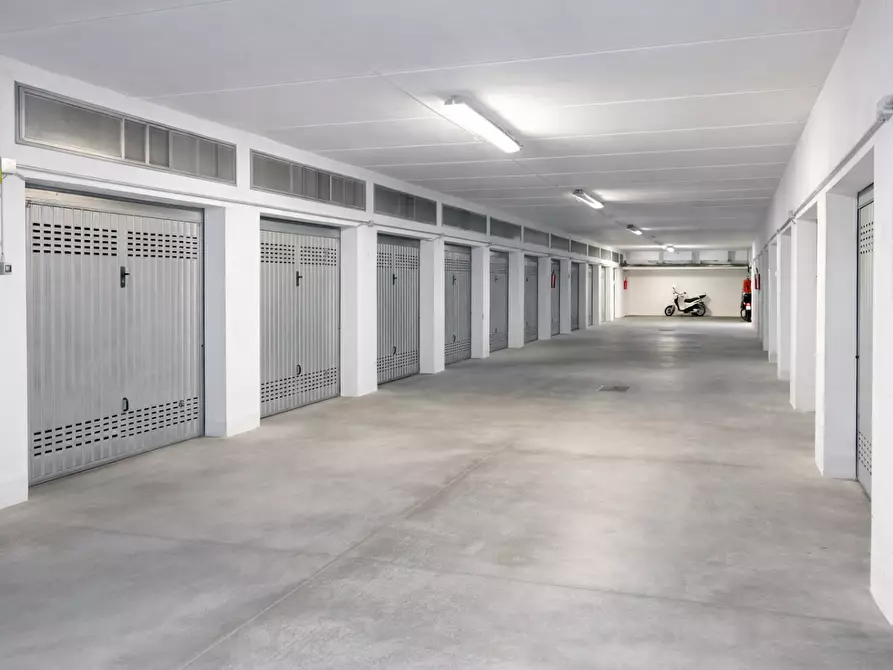 Immagine 15 di Appartamento in vendita  a Cascina