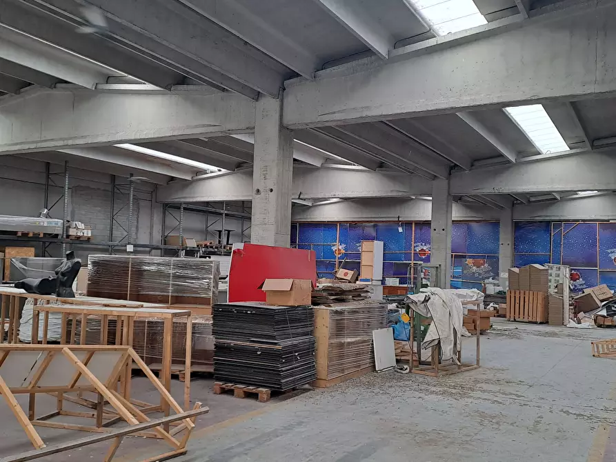 Immagine 13 di Capannone industriale in vendita  a Rosta