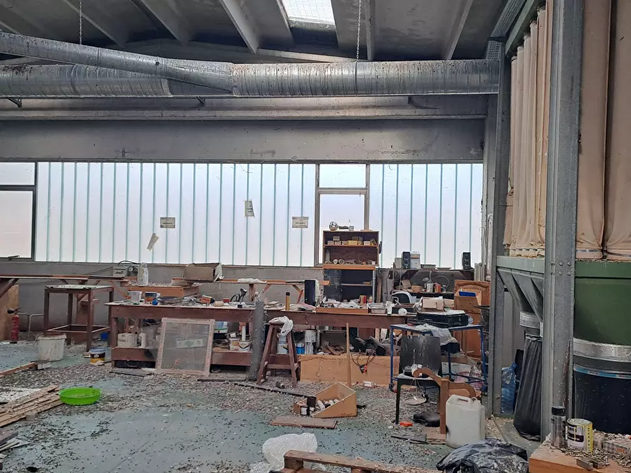 Immagine 8 di Capannone industriale in vendita  a Rosta