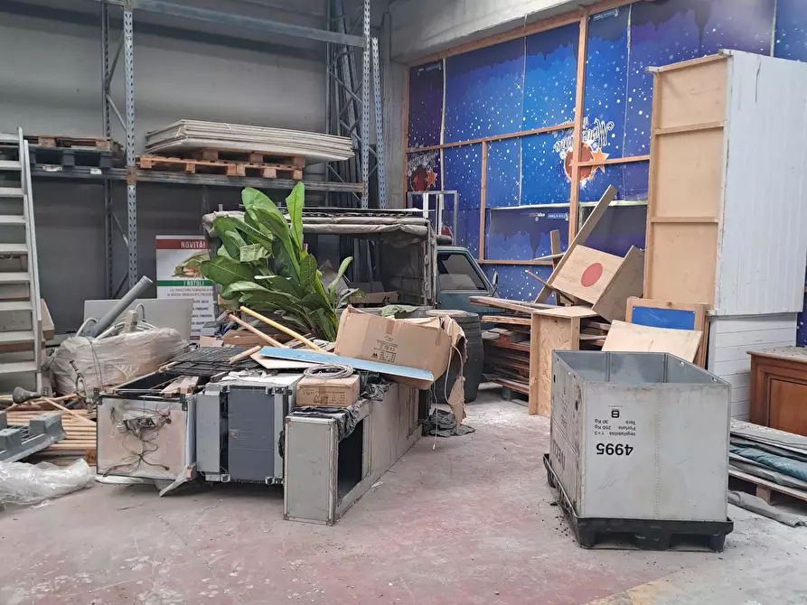 Immagine 14 di Capannone industriale in vendita  a Rosta