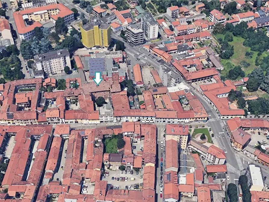 Immagine 2 di Laboratorio in vendita  a Rho