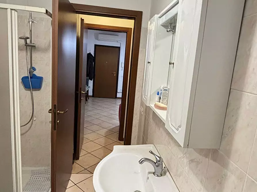 Immagine 6 di Appartamento in vendita  a Pescia