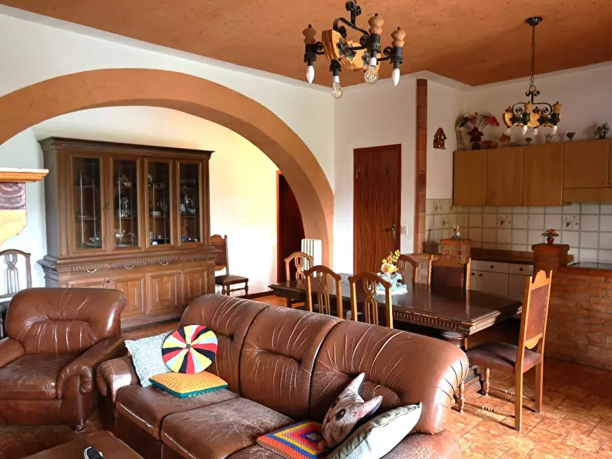 Immagine 2 di Villetta a schiera in vendita  a Casciana Terme Lari