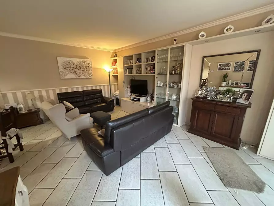 Immagine 9 di Appartamento in vendita  a Empoli