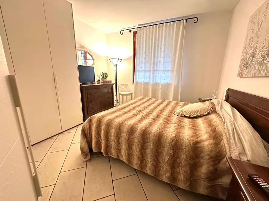 Immagine 8 di Appartamento in vendita  a Empoli