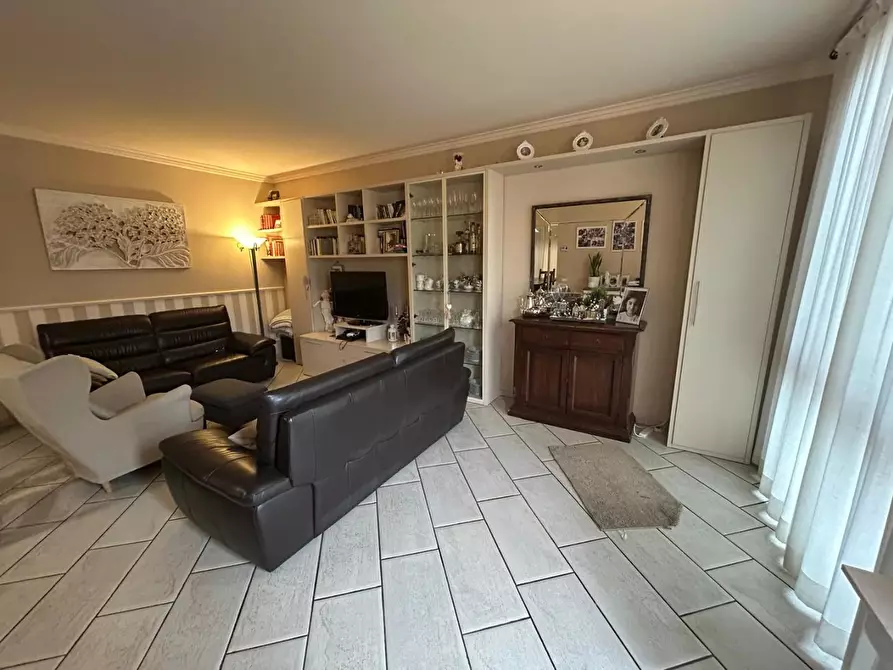 Immagine 14 di Appartamento in vendita  a Empoli