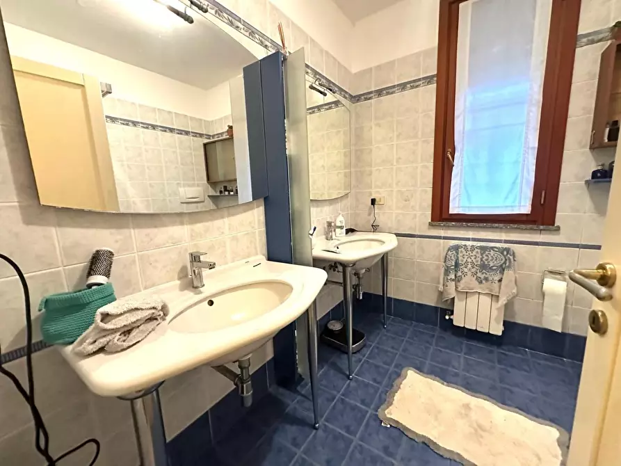 Immagine 23 di Appartamento in vendita  a Empoli