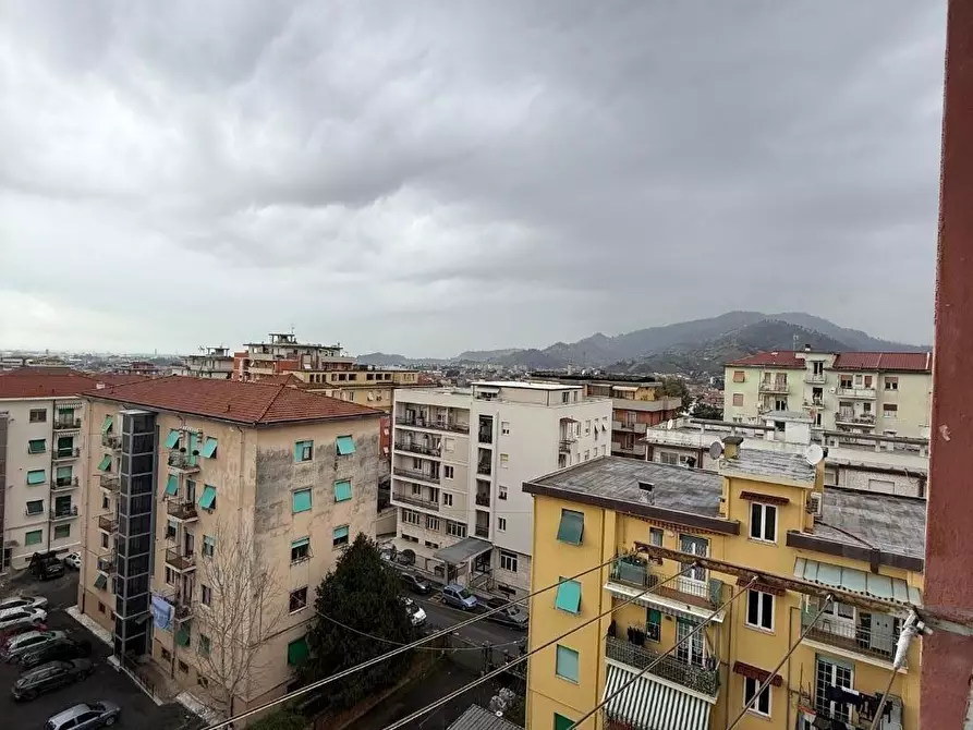 Immagine 14 di Appartamento in vendita  a Massa