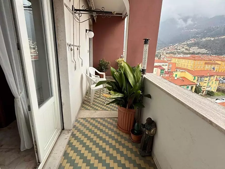 Immagine 23 di Appartamento in vendita  a Massa