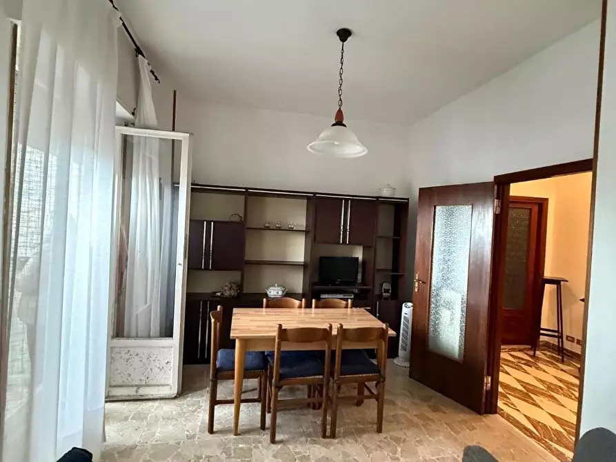 Immagine 10 di Appartamento in vendita  a Massa