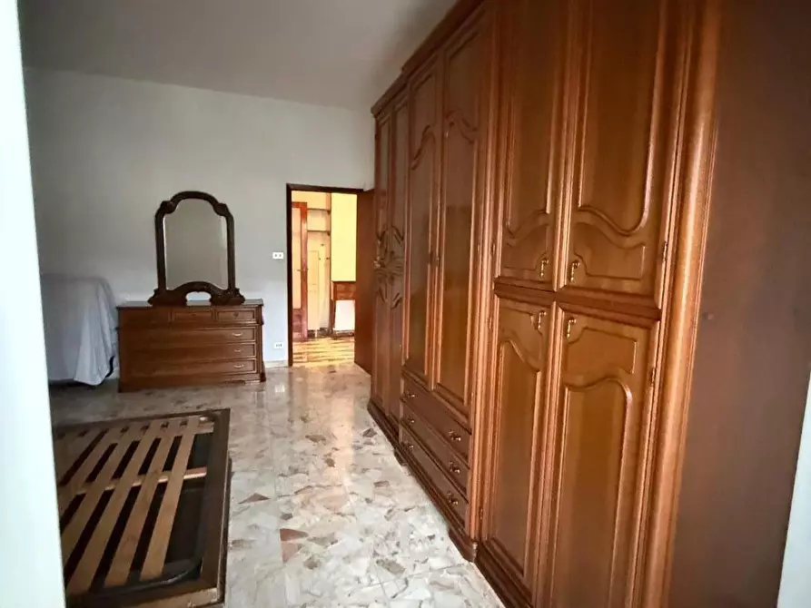 Immagine 25 di Appartamento in vendita  a Massa