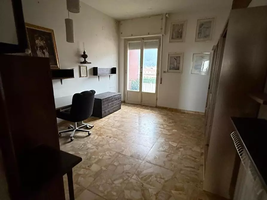 Immagine 20 di Appartamento in vendita  a Massa