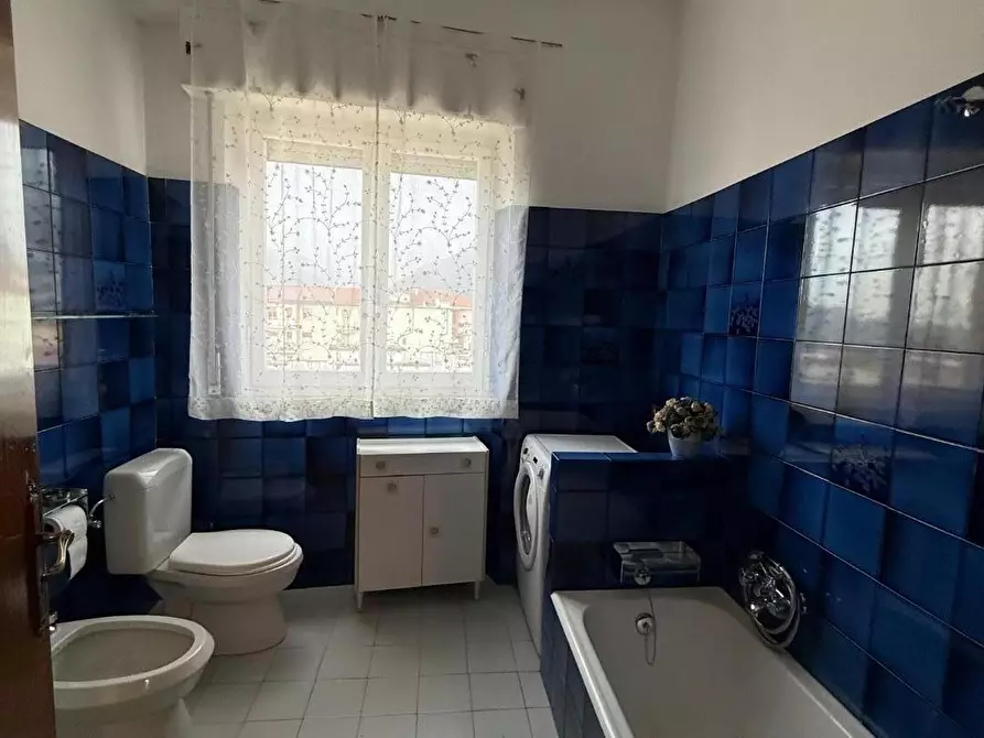 Immagine 27 di Appartamento in vendita  a Massa