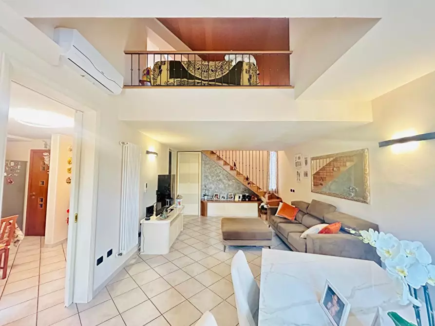 Immagine 2 di Appartamento in vendita  a San Miniato