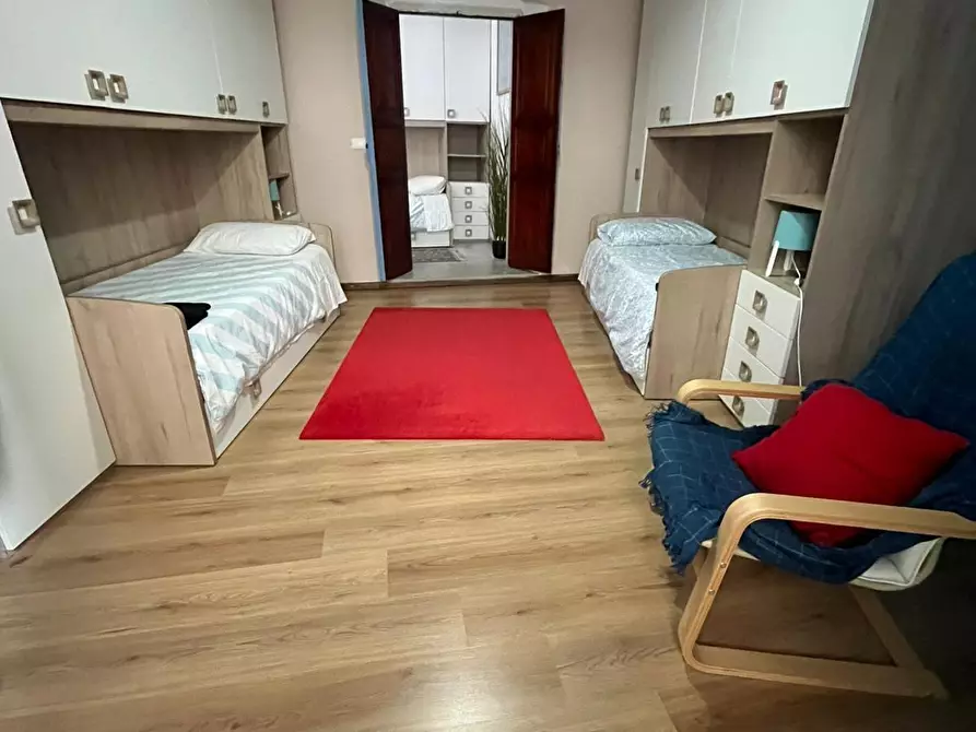 Immagine 16 di Porzione di casa in affitto  a Carrara