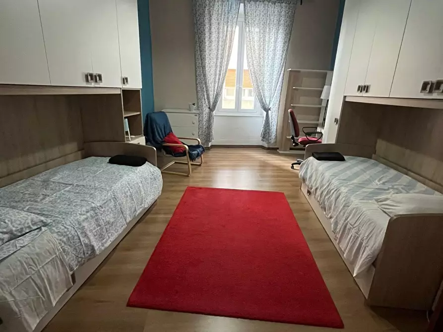 Immagine 19 di Porzione di casa in affitto  a Carrara