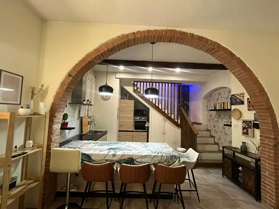 Immagine 6 di Porzione di casa in affitto  a Carrara