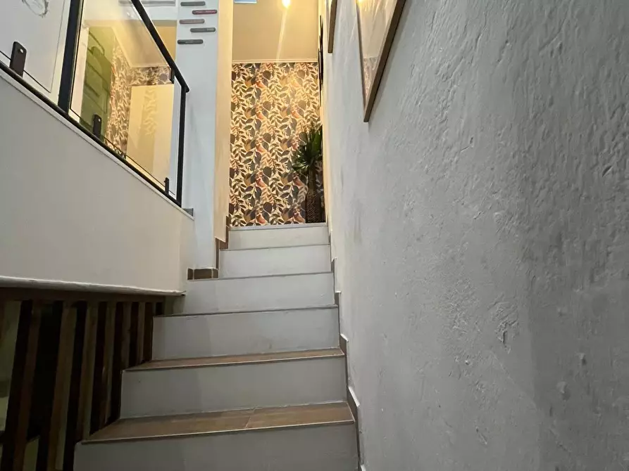 Immagine 13 di Porzione di casa in affitto  a Carrara