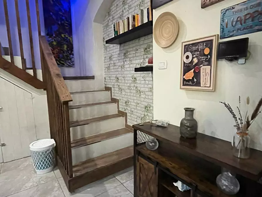 Immagine 5 di Porzione di casa in affitto  a Carrara