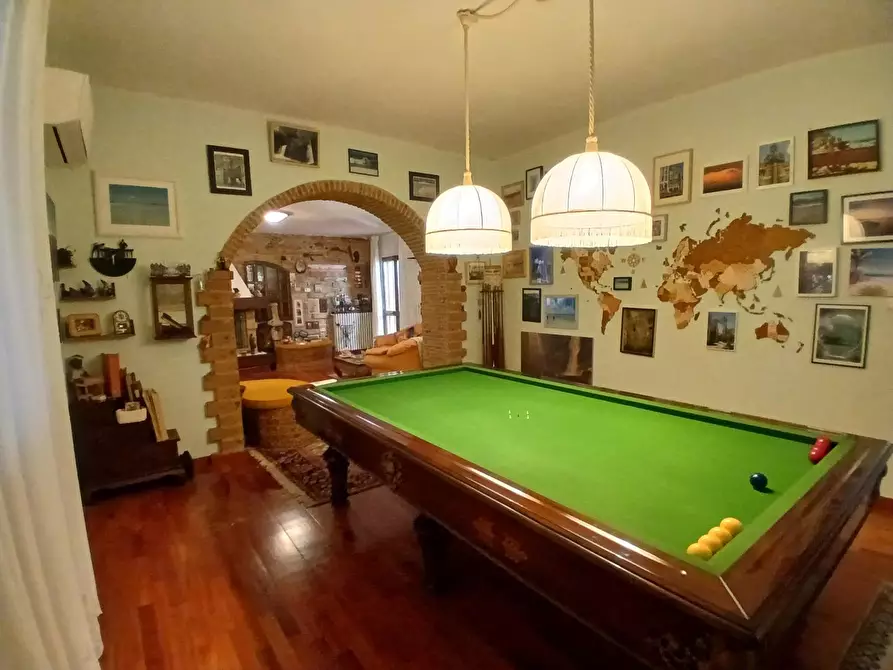 Immagine 12 di Villa in vendita  a Collesalvetti