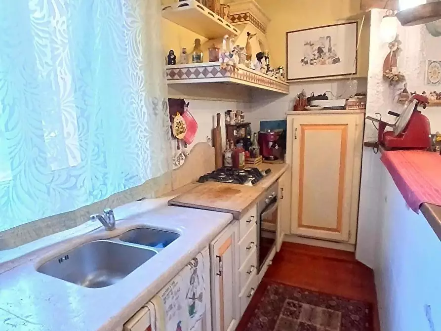 Immagine 16 di Villa in vendita  a Collesalvetti