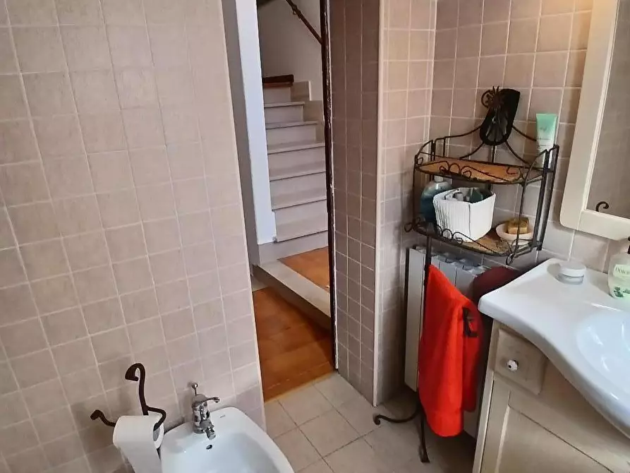 Immagine 30 di Villa in vendita  a Collesalvetti