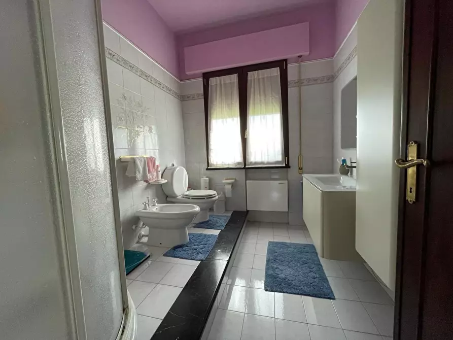 Immagine 26 di Casa bifamiliare in vendita  a Lucca