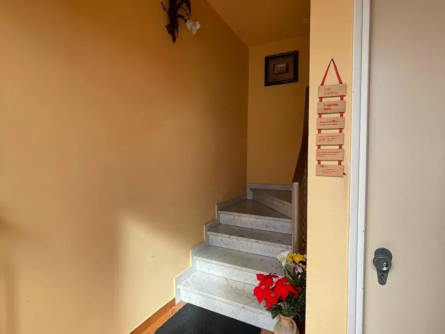 Immagine 9 di Casa bifamiliare in vendita  a Lucca