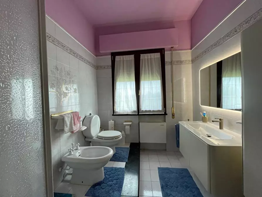 Immagine 30 di Casa bifamiliare in vendita  a Lucca