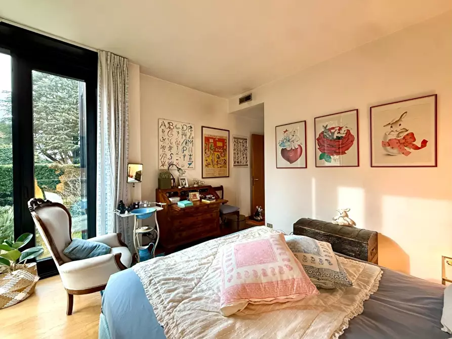 Immagine 44 di Appartamento in vendita  a Lucca