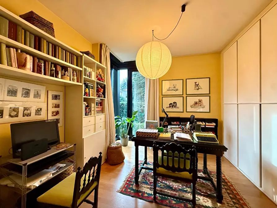 Immagine 28 di Appartamento in vendita  a Lucca