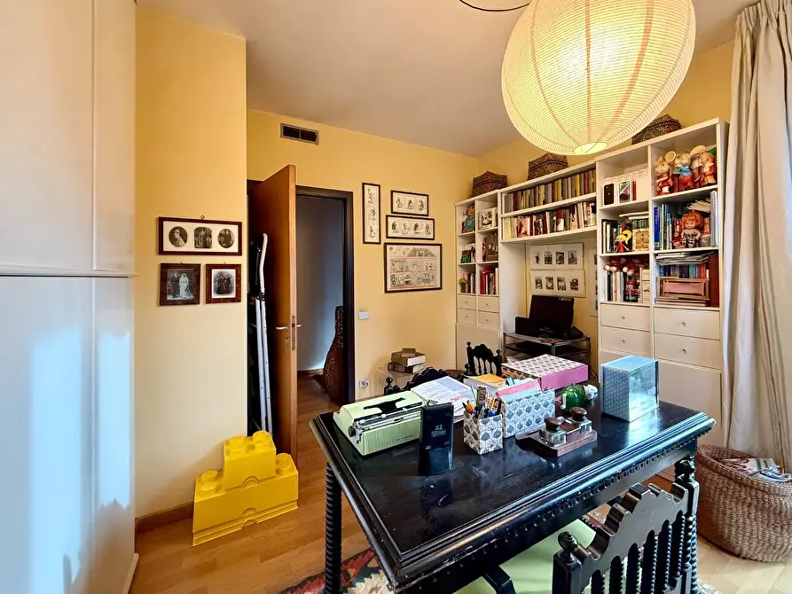 Immagine 27 di Appartamento in vendita  a Lucca