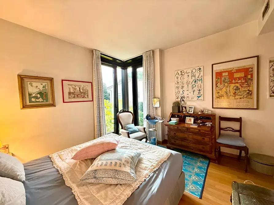 Immagine 20 di Appartamento in vendita  a Lucca