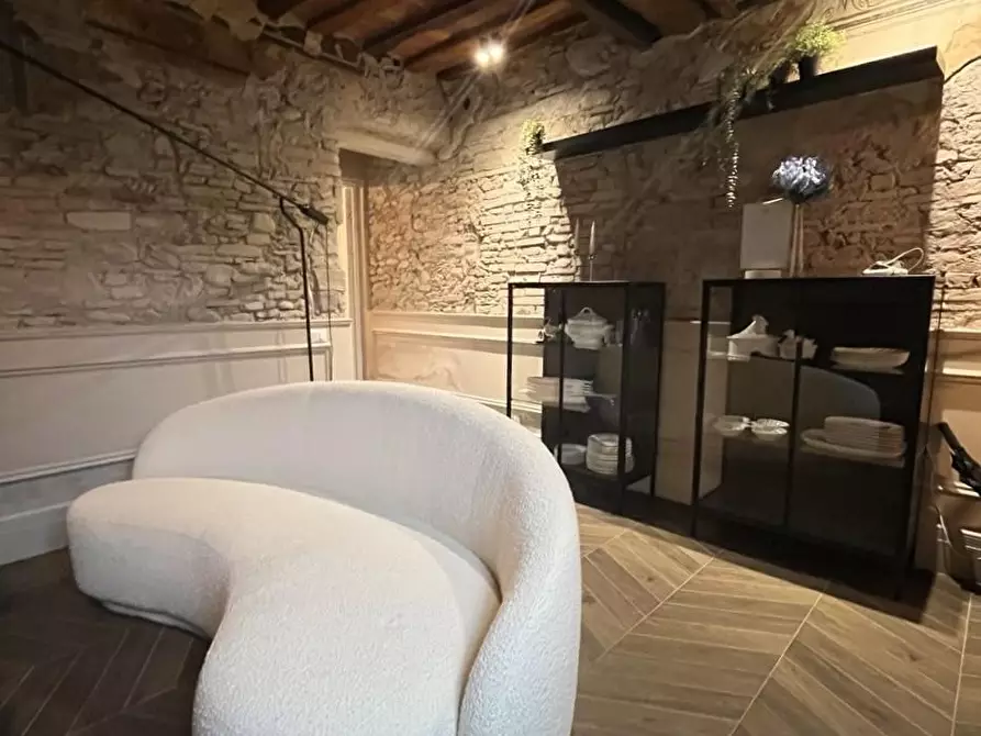 Immagine 2 di Terratetto in vendita  a Lucca