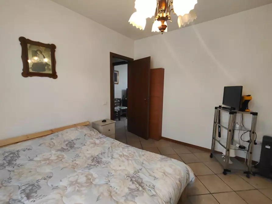 Immagine 18 di Appartamento in vendita  a Pescia