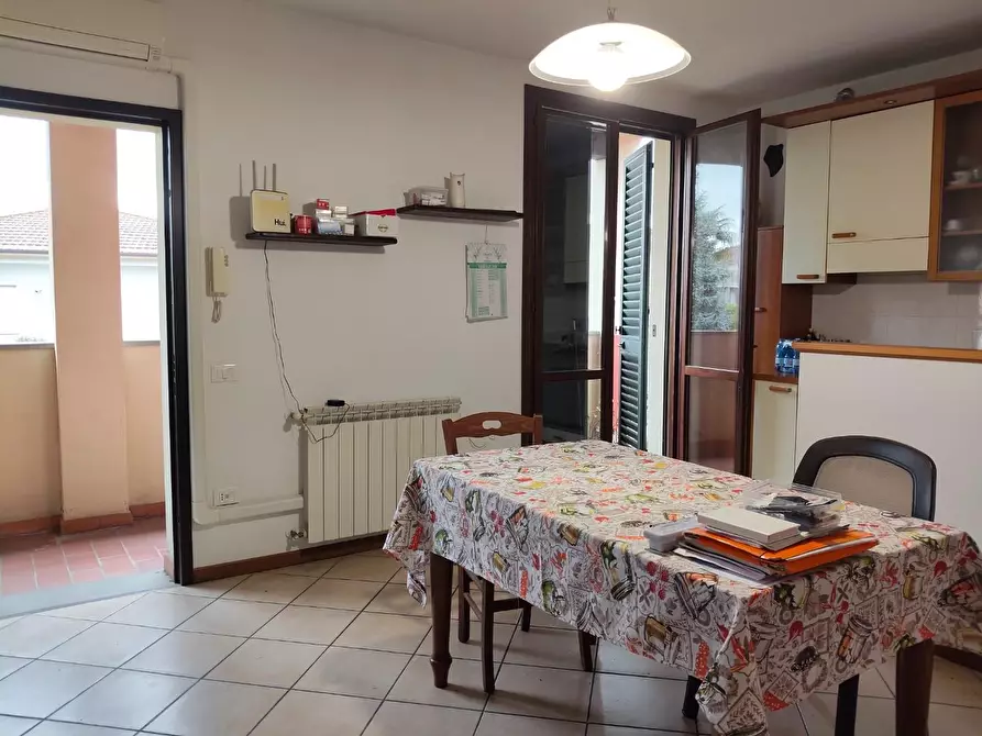 Immagine 2 di Appartamento in vendita  a Pescia