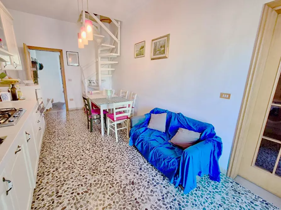 Immagine 4 di Appartamento in vendita  a Pisa