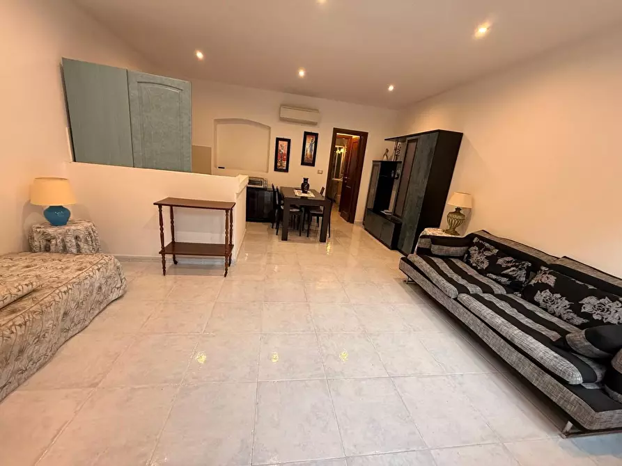 Immagine 3 di Casa indipendente in vendita  a Luogosanto