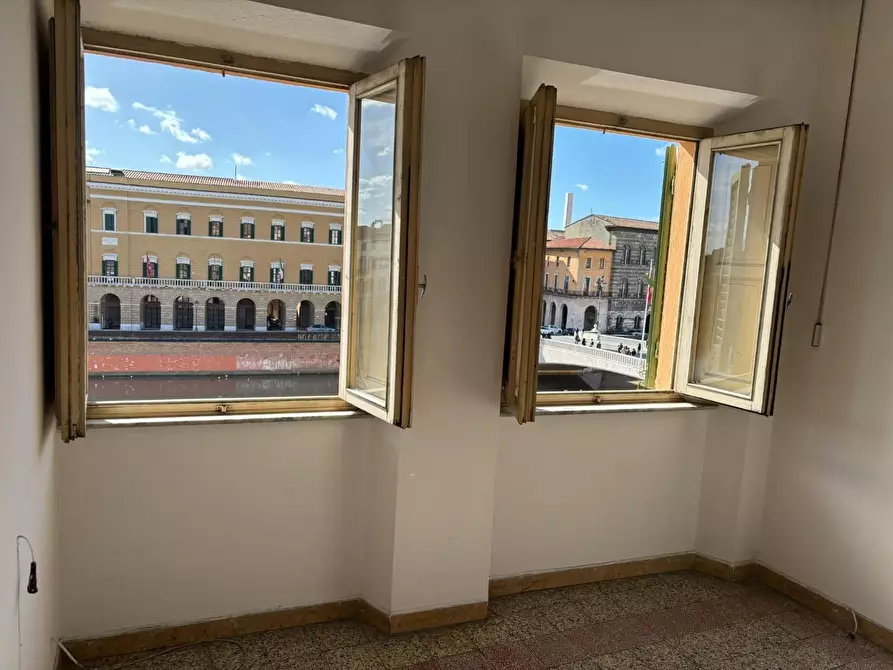 Immagine 5 di Appartamento in vendita  a Pisa