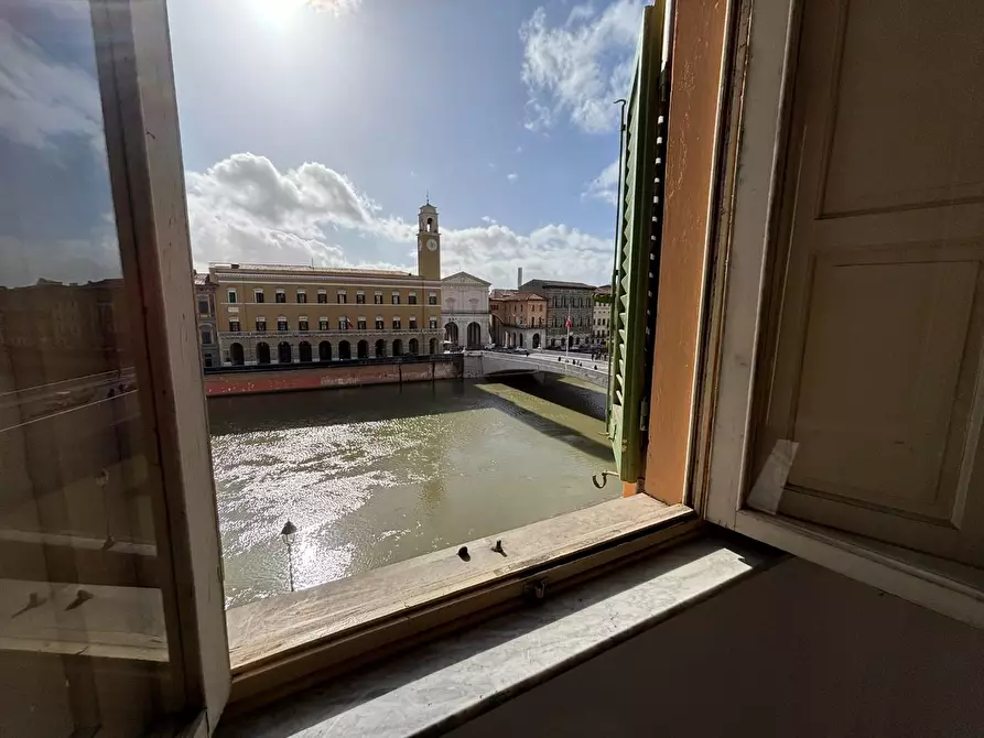 Immagine 2 di Appartamento in vendita  a Pisa