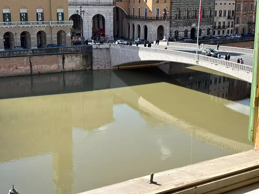 Immagine 7 di Appartamento in vendita  a Pisa
