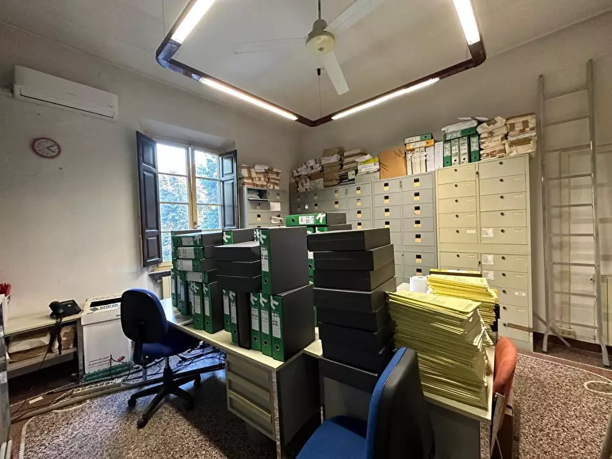 Immagine 15 di Villa in vendita  a Vicopisano